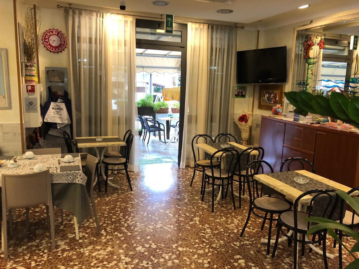 Hotel Grappoli 리미니 외부 사진